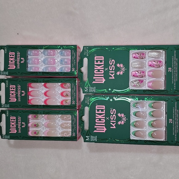 Impress And Kiss Wicked Press-on Nail Collection NIB - Picture 3 of 7
